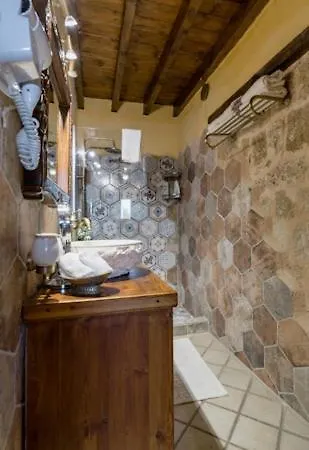 Daire George & Alexandra's Rhodes City