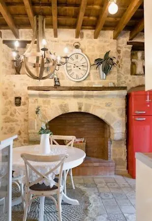 George & Alexandra'S Apartments Apartment *